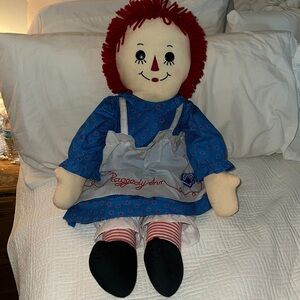 Raggedy Ann Rag doll about 30 inches with Applause hang tag pre owned some marks